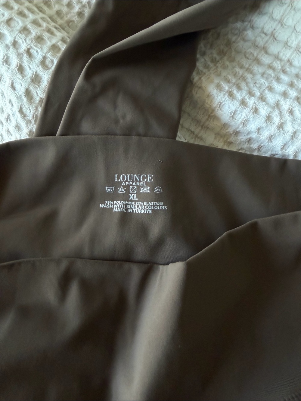 High-Waist Seamless Leggings in Taupe - Neutral Activewear - Picture 5 of 5